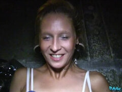 Blondine, Blasen, Besamung, Füsse, Fetisch, Im freien, Pov, Muschi
