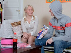 デカチン, ブロンド, バック, はじめて, なめる, ガリガリ, ティーン, オッパイの