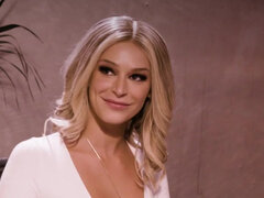 Gros seins, Lesbienne, Mère que j'aimerais baiser, Maman, Seins naturels, Bureau, Chatte, Adolescente