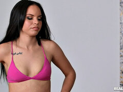 Axilas, Mamada, Morena, Corridas, Estilo perrito, Coño, Tatuaje, Tetas