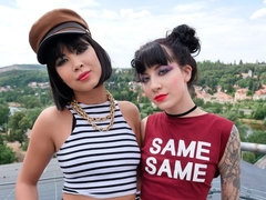 Cul, Grosse bite, Sucer une bite, Lingerie, Orgie, Fête, Rasée, Adolescente