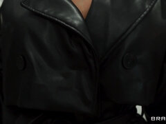 Большая жопа, Большие сиськи, Брюнетки, Грудастые, Секс без цензуры, Чудовищные размеры, Реалити, Сиськи