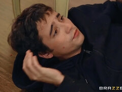 Tussi, Wohlbeleibte schöne frauen, Grosser arsch, Grosse titten, Blasen, Braunhaarige, Kehlenfick, Spanisch