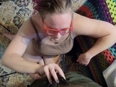 Leie, Paar, Sperma im mund, Spermaladung, Brille, Handjob, Selbstgemacht