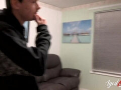 Большие сиськи, Минет, Грудастые, Секс без цензуры, Зрелые, Натуральные сиськи, Между сисек, Сиськи