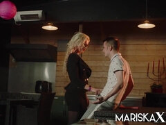 Большие сиськи, Грудастые, Секс без цензуры, Мужья, Милф, Реалити, Бритые, Чулки