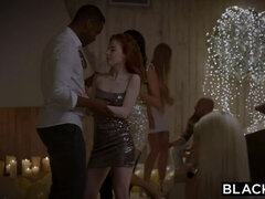 Party ends up in Sweaty outdoor interracial DP