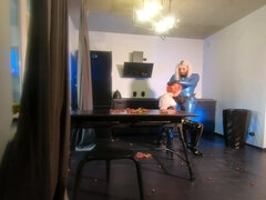 Sadomasochismus, Blondine, Dildo, Weibliche domination, Deutsch, Milf, Rotschopf, Gummi