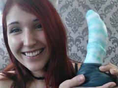 Tussi, Braunhaarige, Dildo