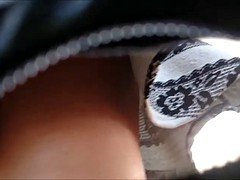 Мастурбация, Под юбкой, Подглядывание