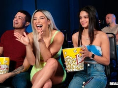 アナル, お尻, ブロンド, フェラチオ, 浮気する, チン, 巨大, キス