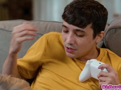 Mamada, Familia, Mamá, Coño, Cabello corto, Español, Madrastra, Juguetes