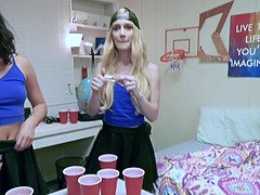 アメリカ人, デカパイ, ハードコア, ハメ撮り, 公共, オマンコ, 赤毛, 剃毛