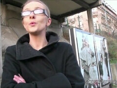 Enthousiasteling, Pijpbeurt, Bruinharig, Frans, Tieten likken, Slet