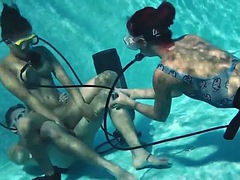 Nana, Sucer une bite, Hard, Masturbation, Piscine, Adolescente, Plan cul à trois, Sous marin