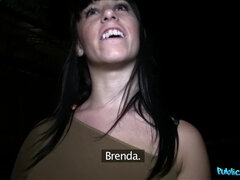 Tussi, Schönheit, Blasen, Europäisch, Geld, Pov, Öffentlich, Realität