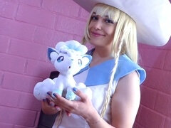 18 ans, Petite femme