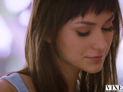 Garce, Brunette brune, Éjaculation interne, Hard, Hd, Seins naturels, Chatte, Rasée