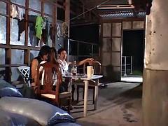 Asiático, Sucio, Grupo