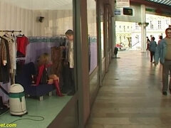 18 ans, Anal, Grosse bite, Nylon, Public, Rugueux, Maigrichonne, Adolescente