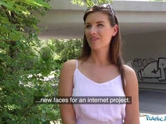 Pijpbeurt, Bruinharig, Bedriegen, Sperma shot, Tsjechisch, Vriendin, Hd, Openbaar