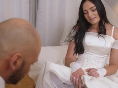Novia, Acercamiento, Pareja, Checa, Penetracion con dedos, Lamidas, Anilingus, Boda