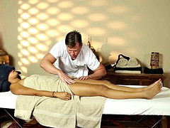 Asiático, Verga grande, Atrapados, Corridas, Masaje, Estrella porno, Chupando, Tetas