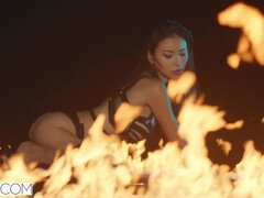 Aziatisch, Grote mammen, Bruinharig, Diep in de keel, Hardcore, Kut duiken, Geschoren, Tiener