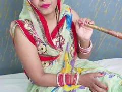 18 ans, Tante, Grosse bite, Noire, Sucer une bite, Tir de sperme, Indienne, Fumer