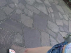 Leie, Braunhaarige, Freundin, Im freien, Pov, Muschi, Scherzbold, Titten