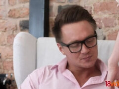 Anal, Corridas, Fetiche, Penetracion con dedos, Hd, Tetas naturales, Tatuaje, Adolescente