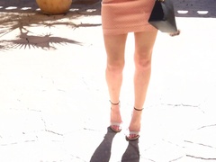 Jurk, Hakken, Masturbatie, Orgasme, Openbaar, Alleen, Speelgoed, Onder de rok