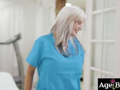 フェラチオ, 茶髪の, イく瞬間, イマラチオ, ハードコア, マッサージ, 熟年, ティーン