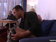 ブロンド, エロ熟女, 浮気する, 手コキする, Hd, シゴき, 母, オッパイの
