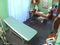 Amateur, Sucer une bite, Tromperie, Éjaculation interne, Médecin, Branlette thaïlandaise, Pov, Voyeur