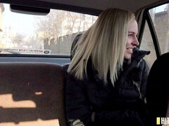 18 años, Culo grande, Rubia, Mamada, Estilo perrito, Dinero, Tetas naturales, Adolescente