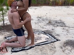 Anaal, Strand, Badpak, Condoom, Latijnse vrouw, Openbaar