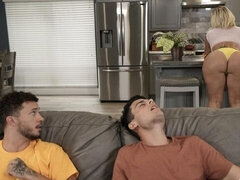 Gros cul, Grosse bite, Gros seins, Sucer une bite, En levrette, Hard, Mère que j'aimerais baiser