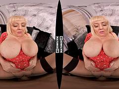 3d, フェラチオ, 手コキする, 熟年, 淫乱熟女, 現実