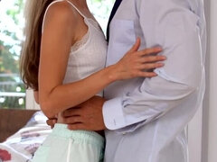 Bruinharig, Lul, Europees, Handbeurt, Likken, Klein, Geschoren, Mager