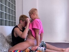 Blond, Huisgemaakt, Zoenen, Likken, Kut duiken, Kort haar, Tatoeage, Tiener