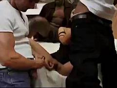 Grote lul, Pijpbeurt, Sperma shot, Dubbele penetratie, Groep, Handbeurt, Hardcore, Italiaans