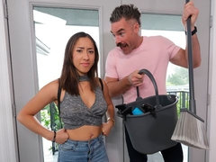 Blasen, Braunhaarige, Fetisch, Fingern, Handjob, Hardcore, Rasiert, Jungendliche (18+)