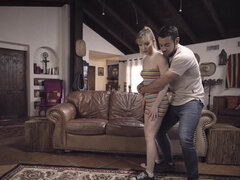 Блондинки, Минет, Затыкание рта, Игры, Ласковые ручки, Киски, Сиськи, Девственница