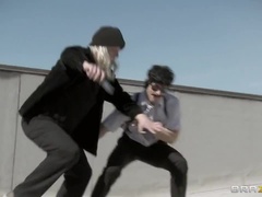 Arsch, Grosse titten, Braunhaarige, Schmutzig, Füsse, Massage, Öl, Polizei