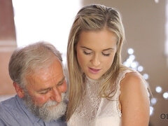 Любители, Блондинки, Минет, Чешки, Папочка, Хд, Зрелые, Крошечные