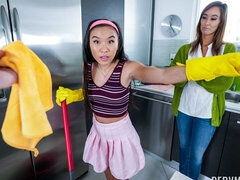 デカチン, フェラチオ, 女 人男 人, ヒール, ハメ撮り, 剃毛, ガリガリ, 三人