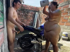 Verga grande, Semen en la boca, Corridas faciales, Enorme, Madres para coger, Tetas naturales, Coño, Apretado