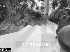 浮気する, 顔射, 異人種間, なめる, オマンコ, おもらし, 驚き, 三人