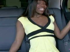Grosse bite, Noire, Sucer une bite, Britannique, Voiture, Éjaculation interne, Queue, Nénés